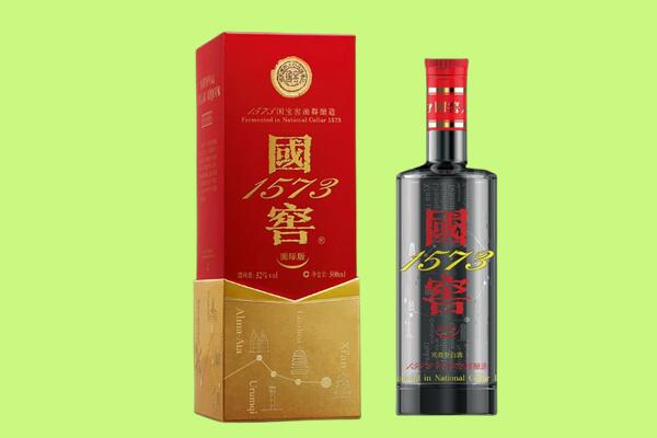 呼伦贝尔市回收国窖1573.jpg
